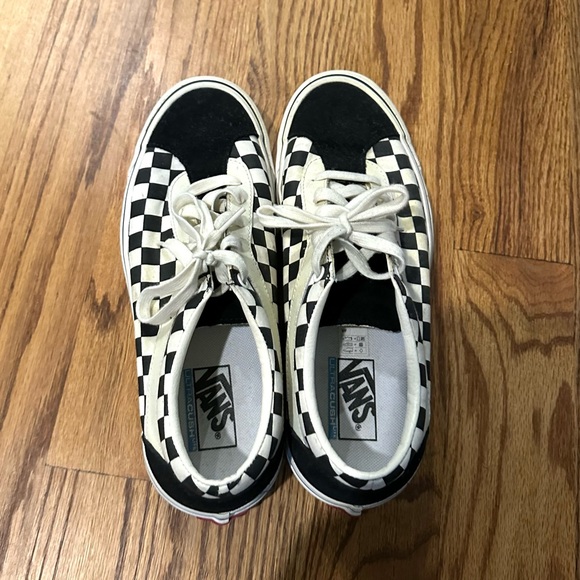 Men’s checkered Vans - Picture 3 of 3